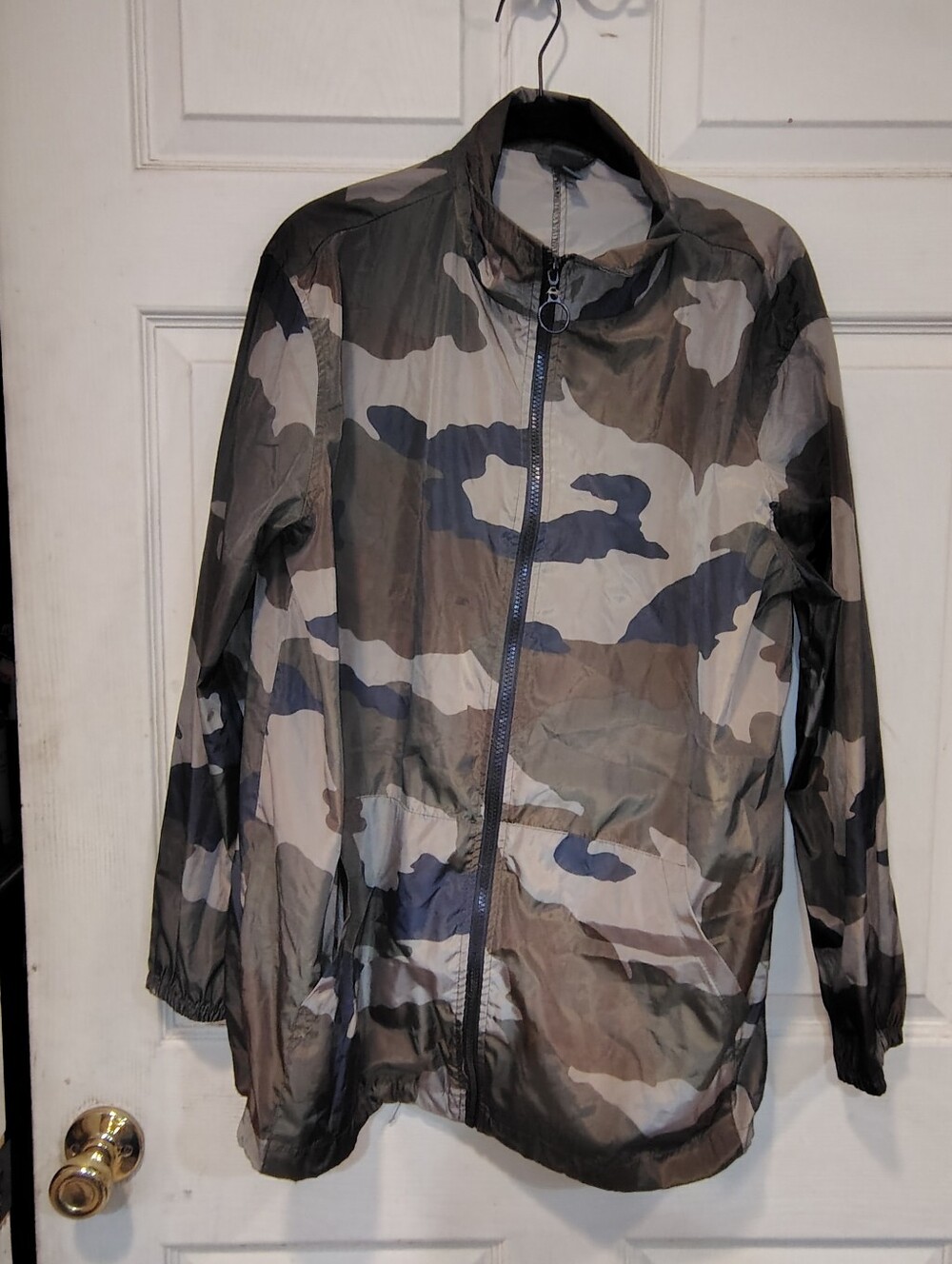 Wild Fable Women's Size M Green Camo Windbreaker